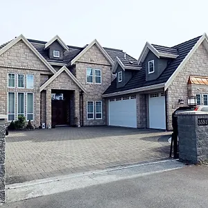https://separate-2-room-suite-with-kitchen-in-seaside-house.richmond-hotels.com